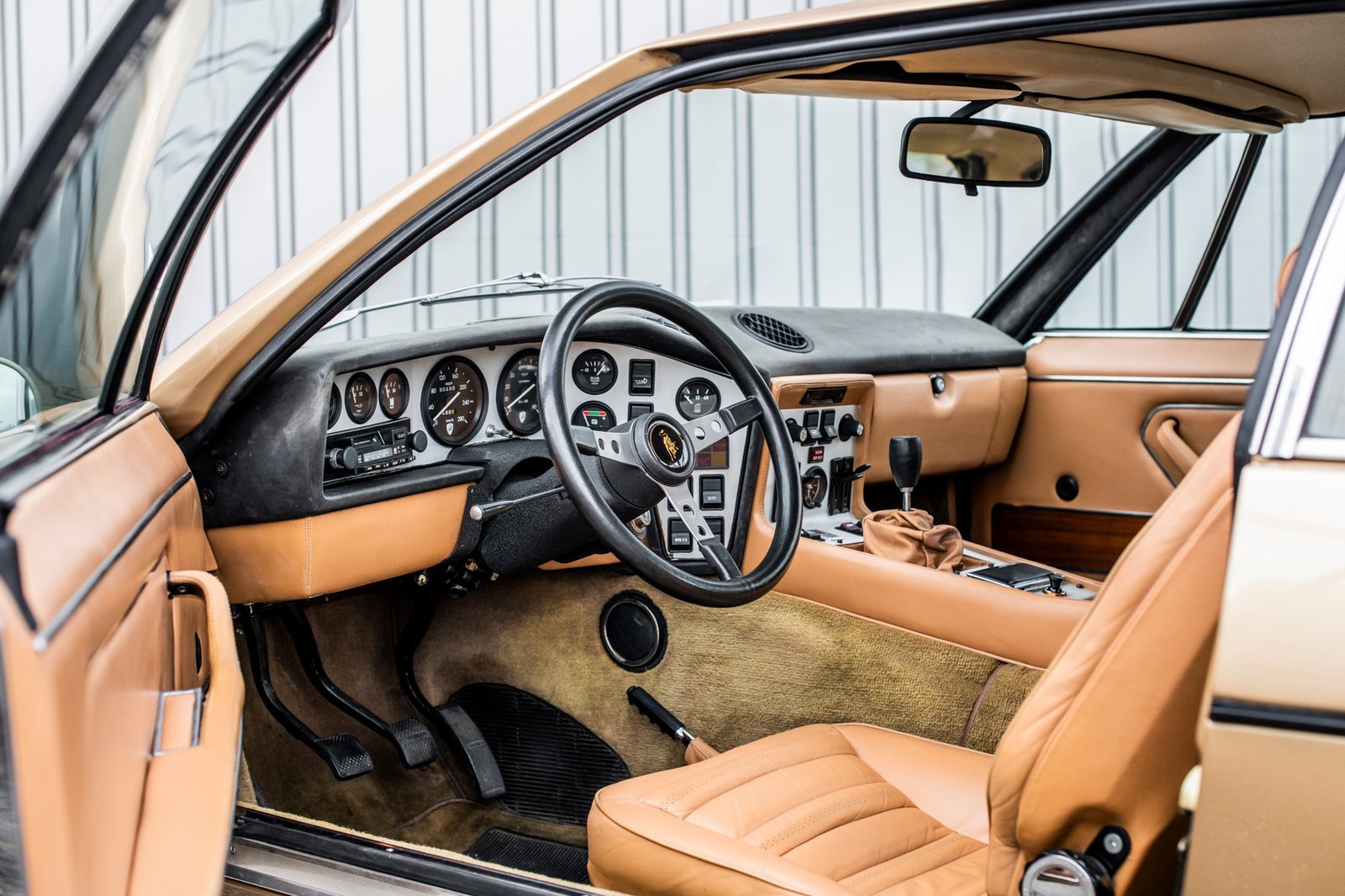 LAMBORGHINI Serie III, Benzin, Occasion / Gebraucht, Handschaltung - 7