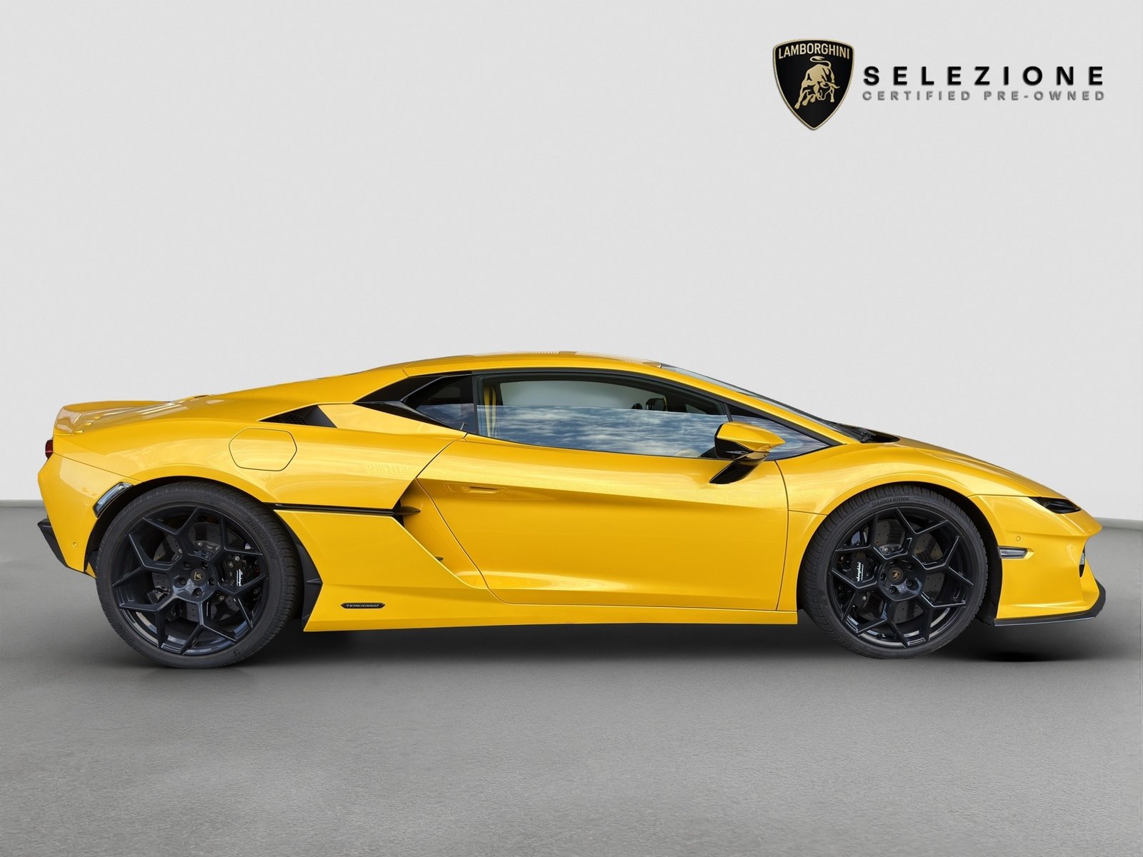 LAMBORGHINI Temerario Coupé, Plug-in-Hybrid Benzina/Elettrica, Auto dimostrativa, Automatico - 2