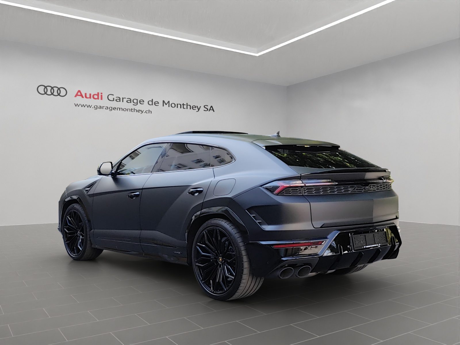 LAMBORGHINI Urus SE, Petrol, Second hand / Used, Automatic - 3