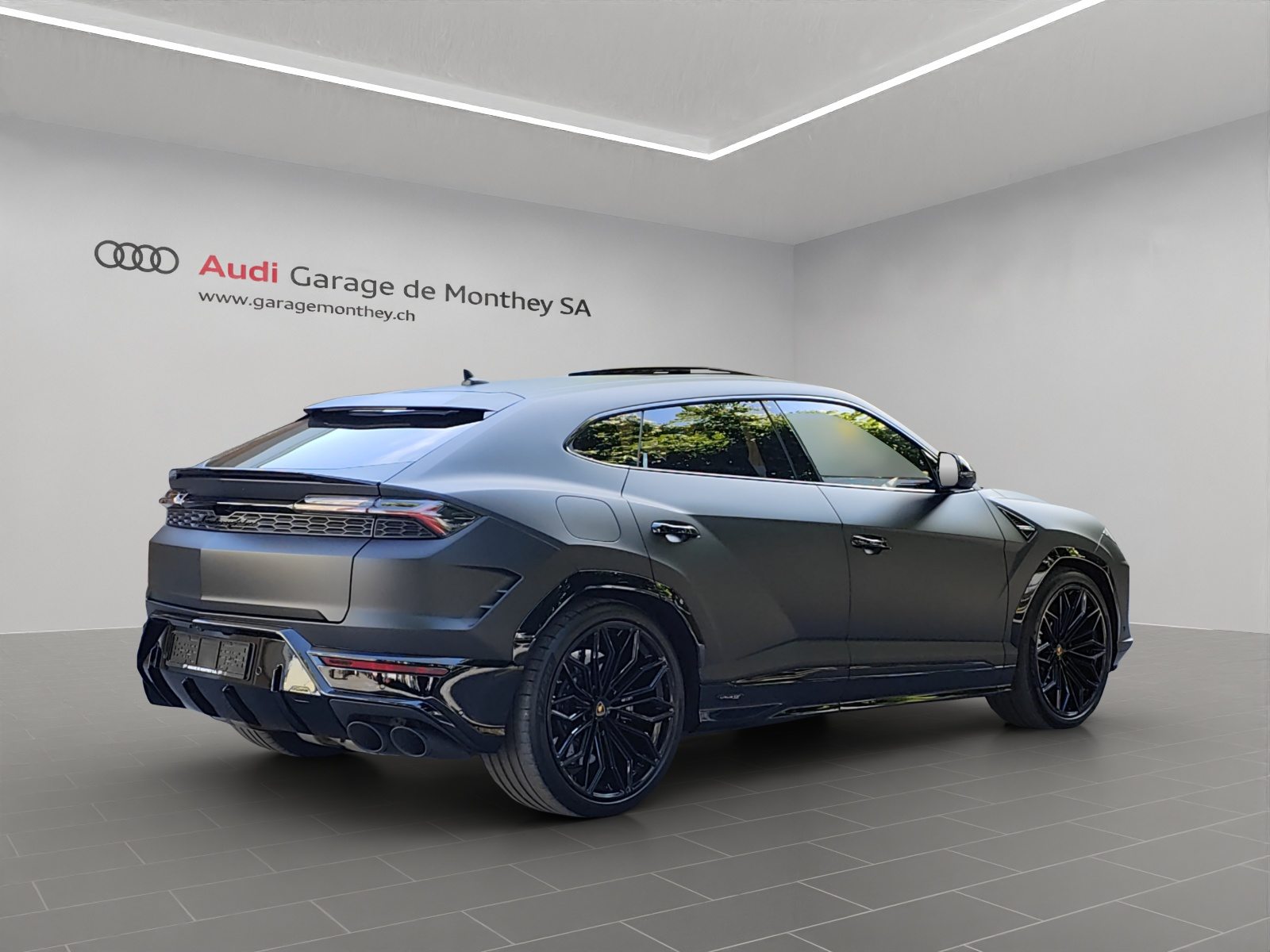 LAMBORGHINI Urus SE, Petrol, Second hand / Used, Automatic - 5