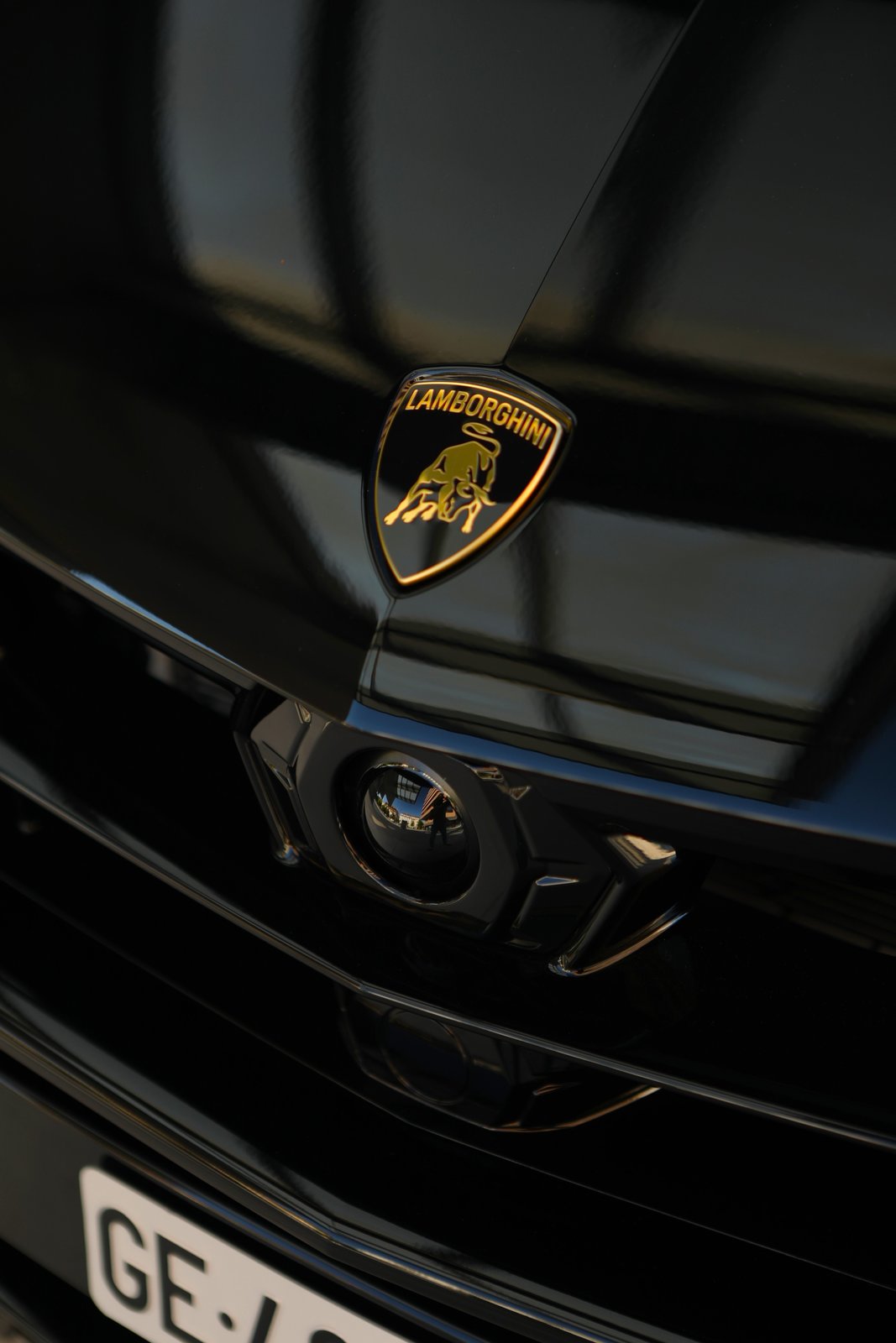 LAMBORGHINI Urus SE, Plug-in-Hybrid Benzin/Elektro, Occasion / Gebraucht, Automatik - 6