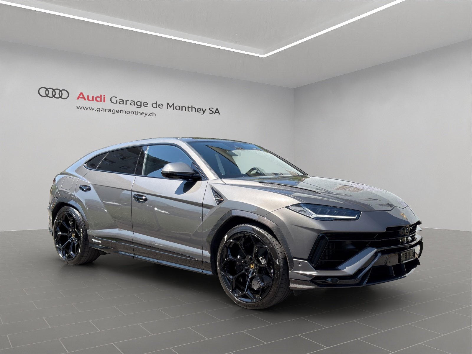 LAMBORGHINI Lamborghini Urus Performante, Essence, Occasion / Utilisé, Automatique - 2