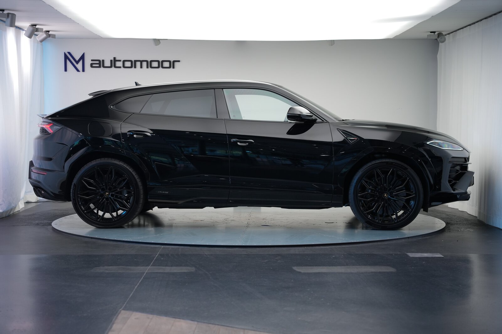 LAMBORGHINI Urus SE *CH-Fahrzeug* *Traum-Konfiguration*, Plug-in-Hybrid Benzina/Elettrica, Occasioni / Usate, Automatico - 4