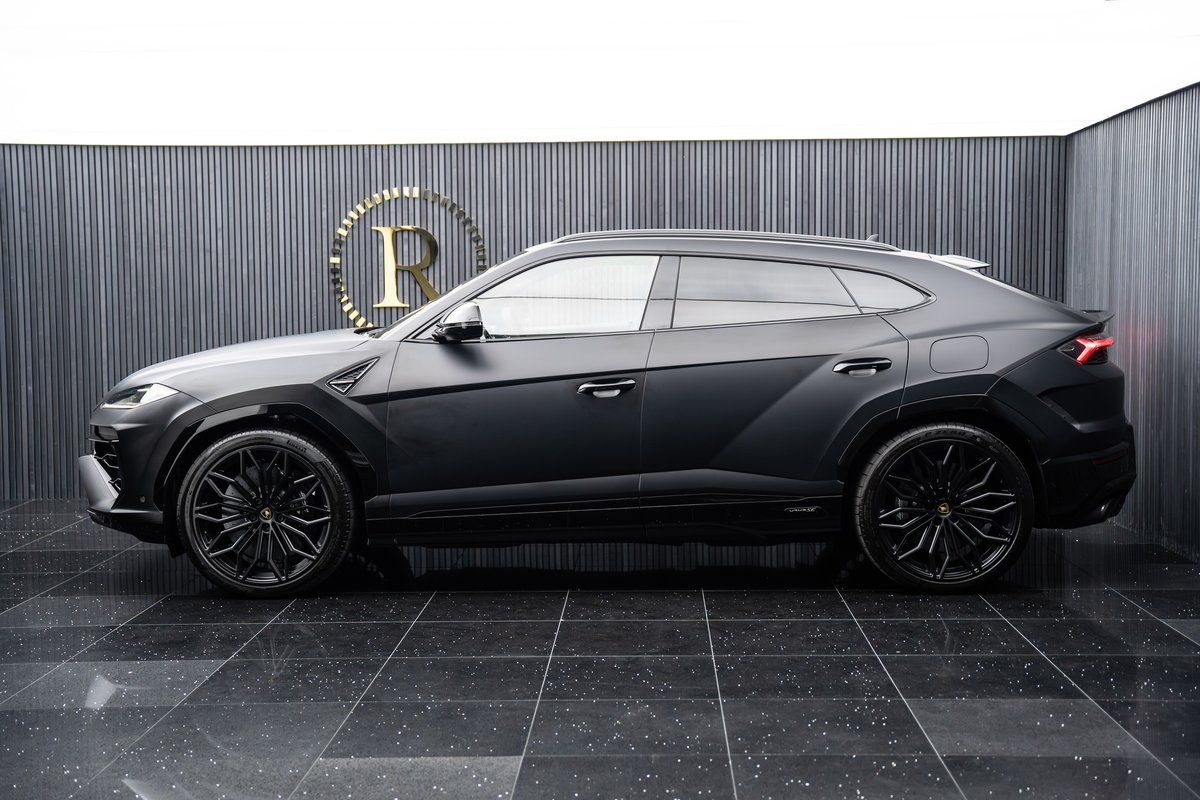 LAMBORGHINI URUS SE, Plug-in-Hybrid Petrol/Electric, New car, Automatic - 2