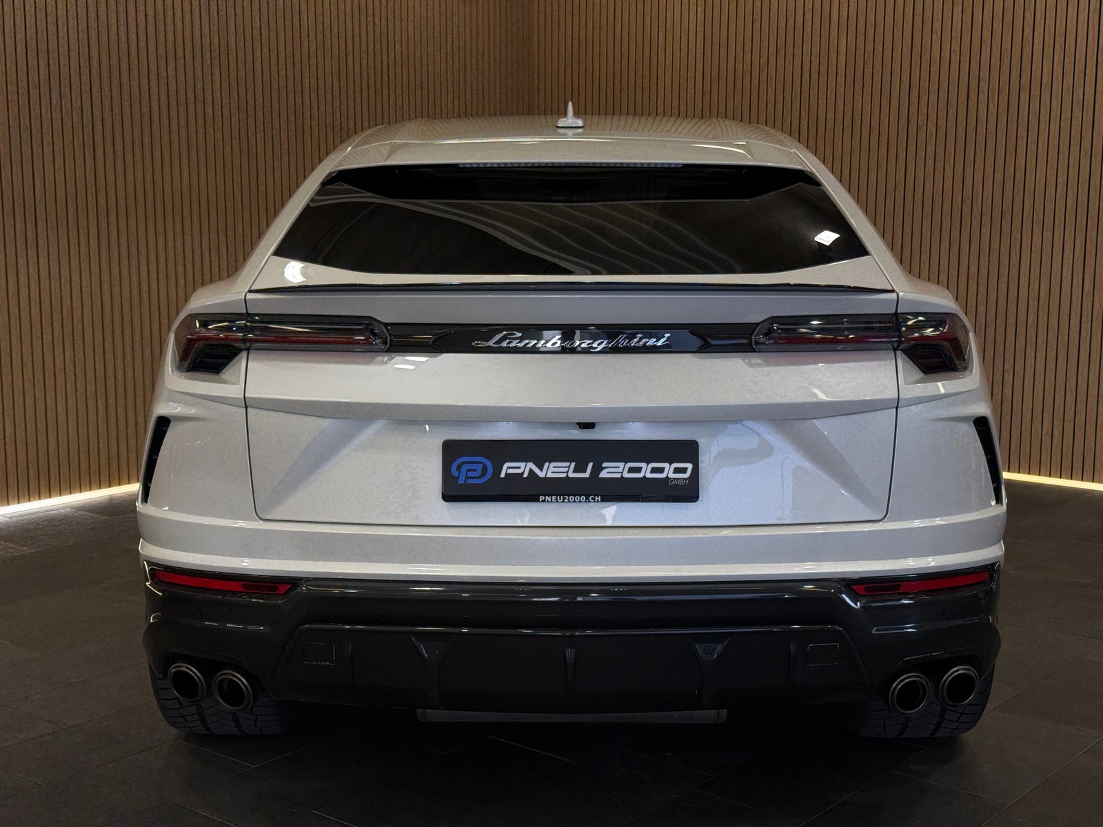 LAMBORGHINI Urus CH-Fahrzeug * Carbon Paket * Balloon White, Essence, Occasion / Utilisé, Automatique - 4