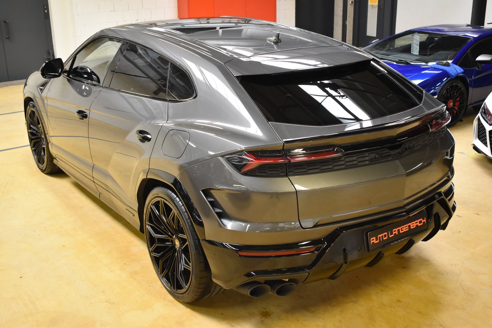 LAMBORGHINI URUS SE - MY 2025, Hybride Rechargeable Essence/Électricité, Occasion / Utilisé, Automatique - 4