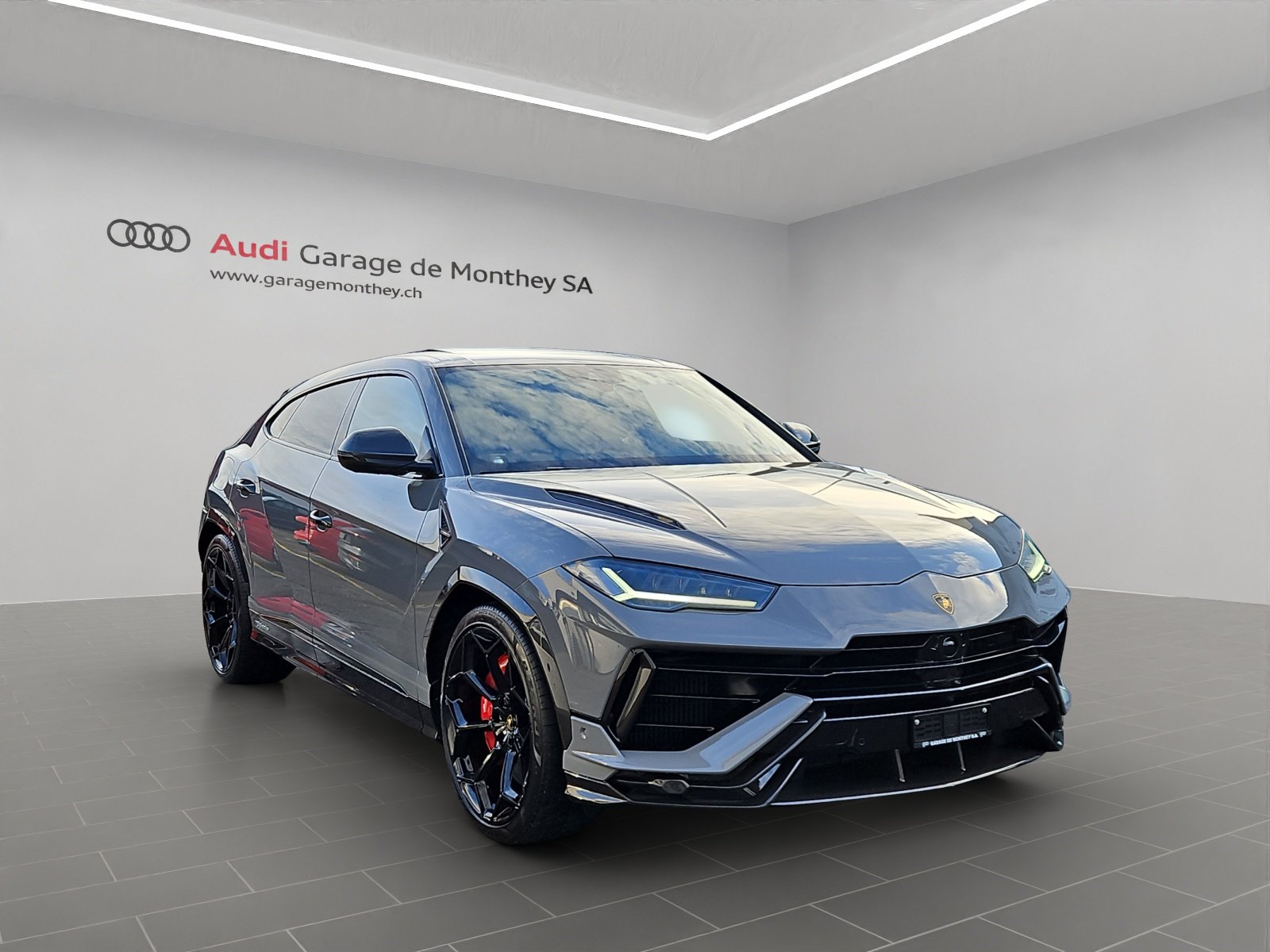 LAMBORGHINI Urus Performante E-Gear, Petrol, Second hand / Used, Automatic - 3