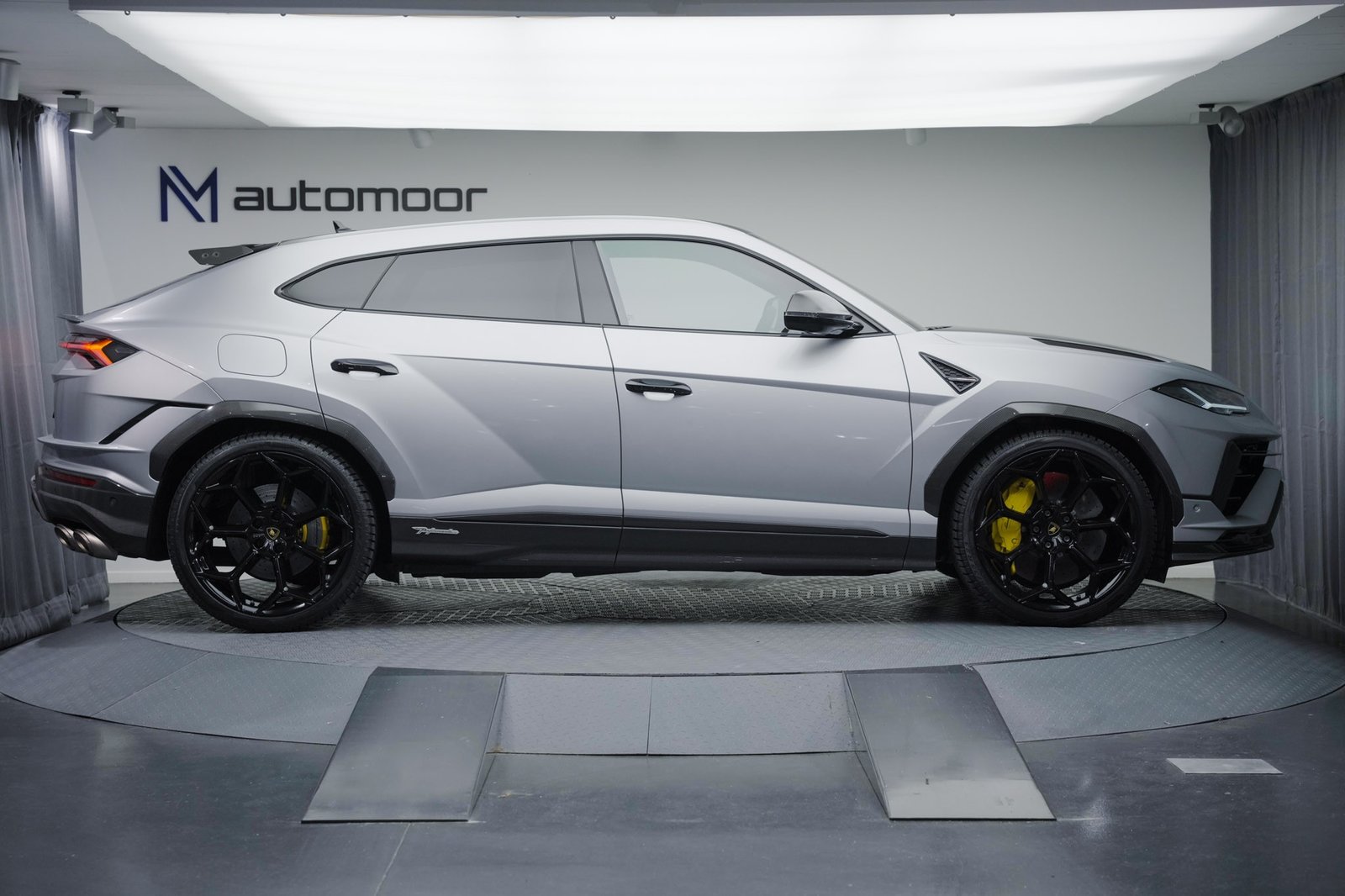 LAMBORGHINI Urus Performante *Full Carbon* *Akrapovic* *BO*, Essence, Occasion / Utilisé, Automatique - 4