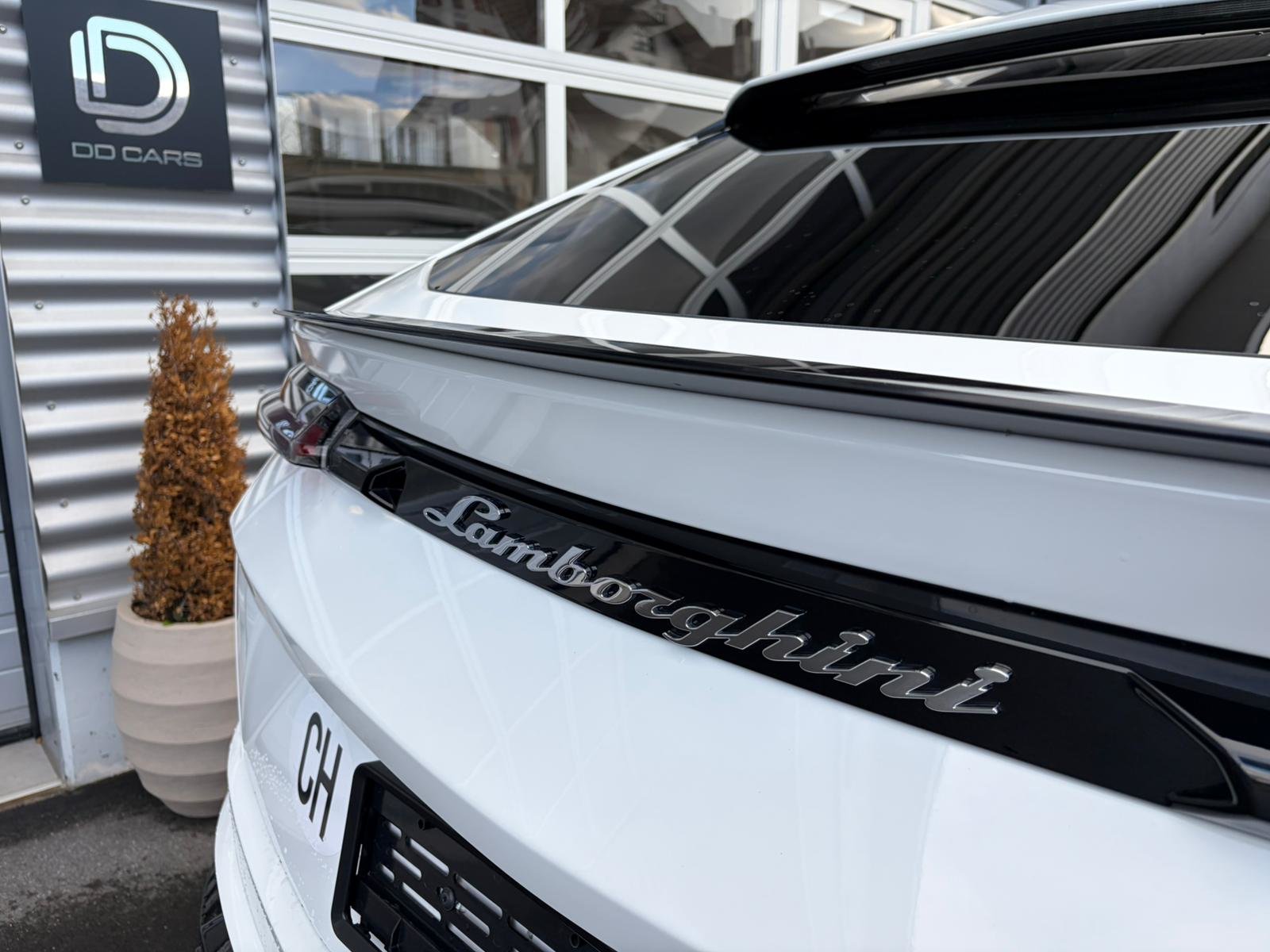LAMBORGHINI Urus E-Gear, Benzin, Occasion / Gebraucht, Automatik - 7