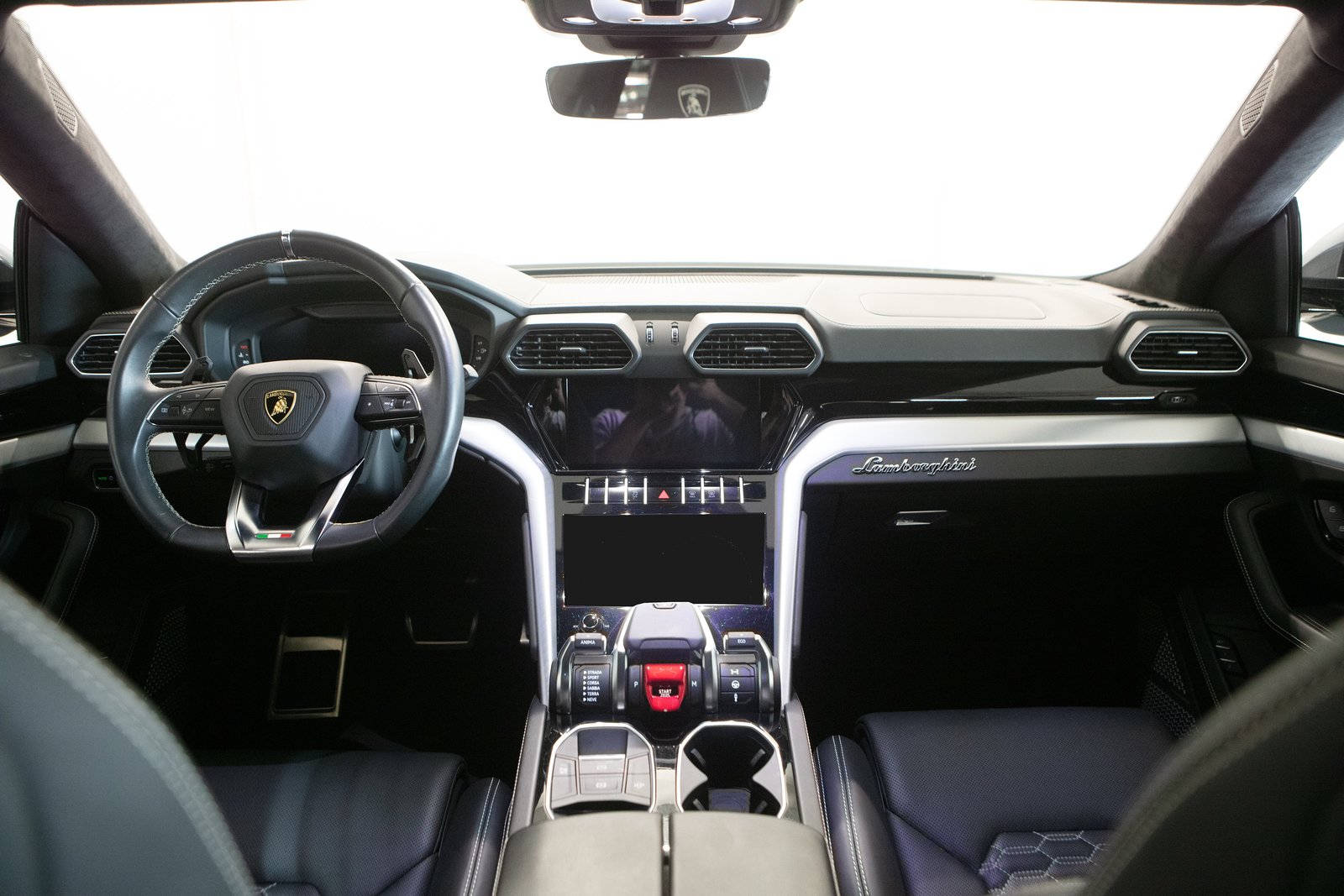 LAMBORGHINI Urus E-Gear, Petrol, Second hand / Used, Automatic - 7