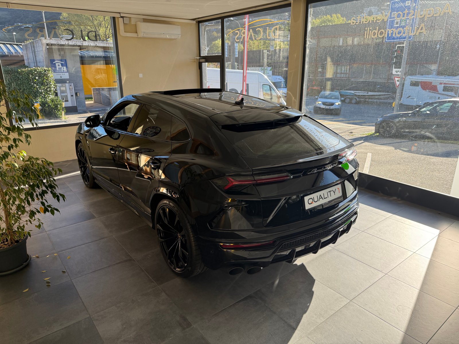 LAMBORGHINI Urus E-Gear, Essence, Occasion / Utilisé, Automatique - 5