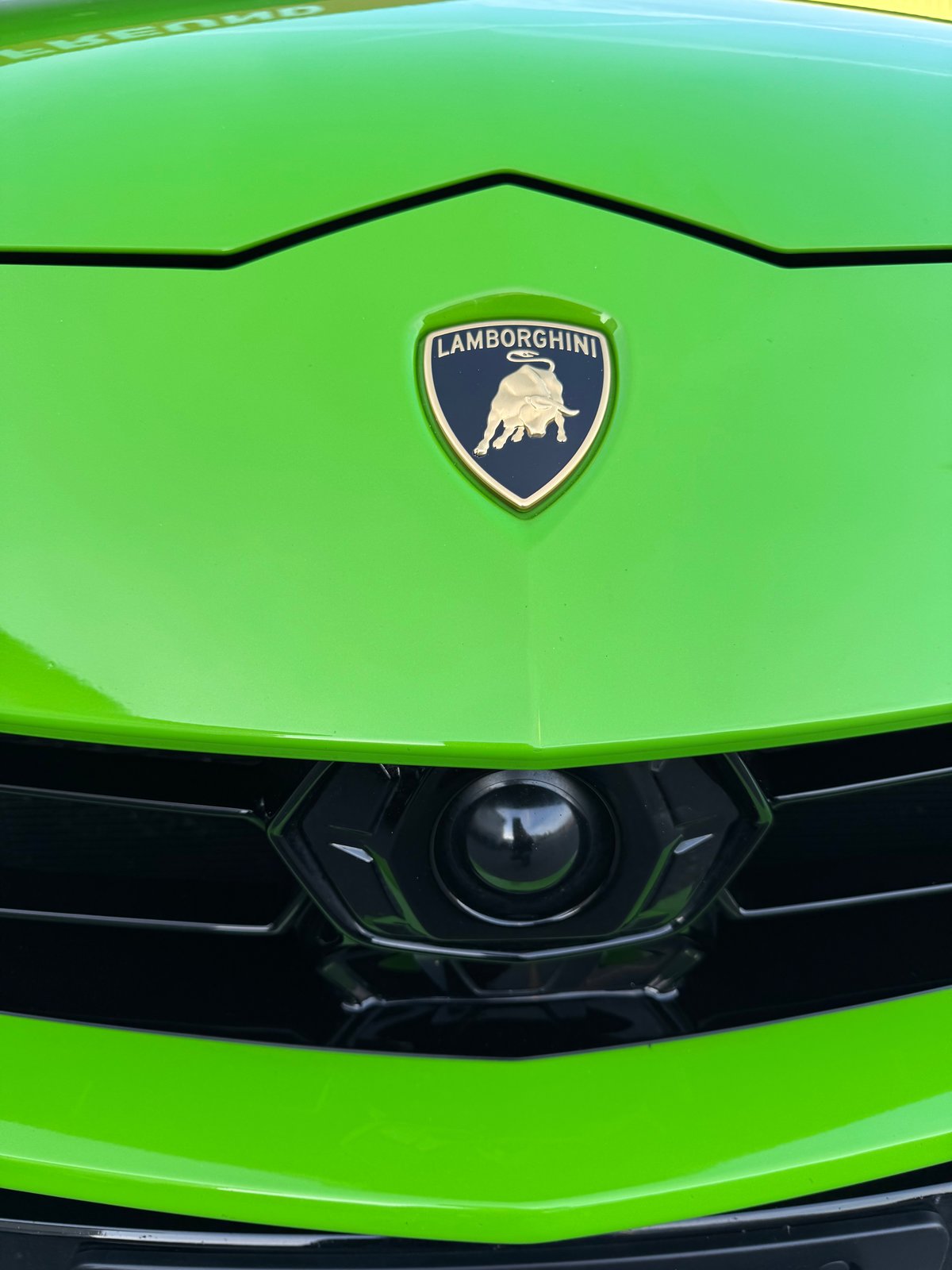 LAMBORGHINI Urus E-Gear