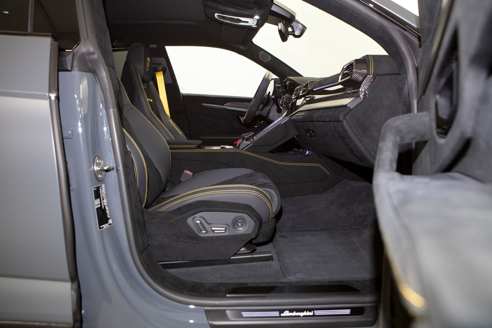 LAMBORGHINI Urus Performante E-Gear, Essence, Occasion / Utilisé, Automatique - 6