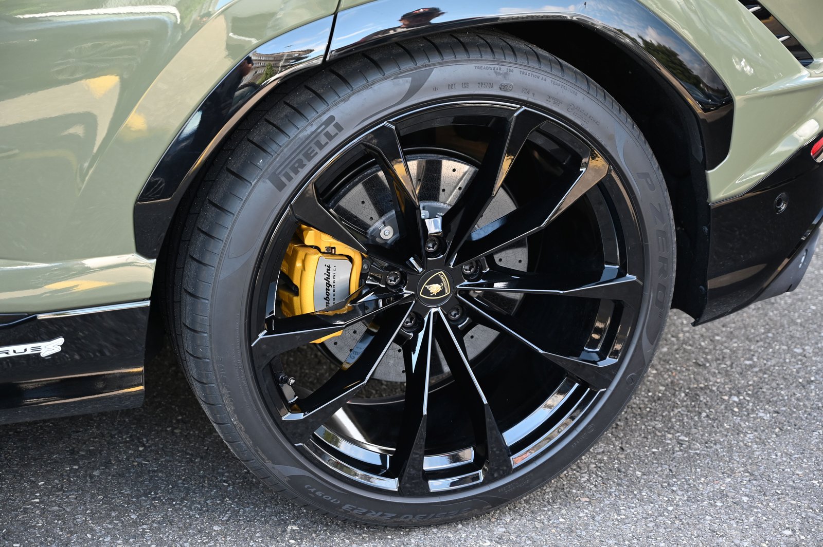 LAMBORGHINI Urus S E-Gear, Benzin, Occasion / Gebraucht, Automatik - 5