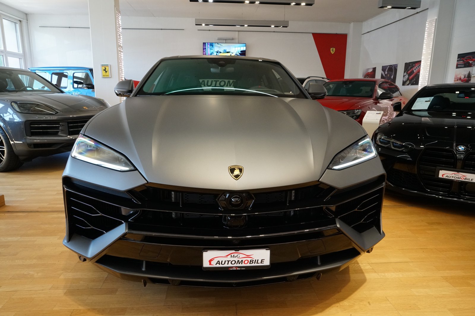 LAMBORGHINI URUS SE, Plug-in-Hybrid Benzin/Elektro, Occasion / Gebraucht, Automatik - 2