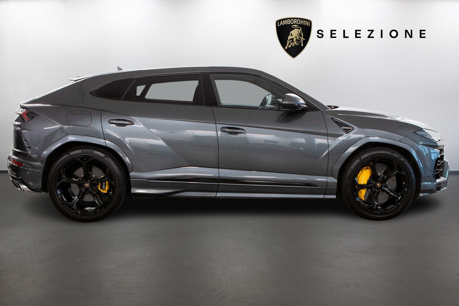 LAMBORGHINI Urus E-Gear, Benzin, Occasion / Gebraucht, Automatik - 2