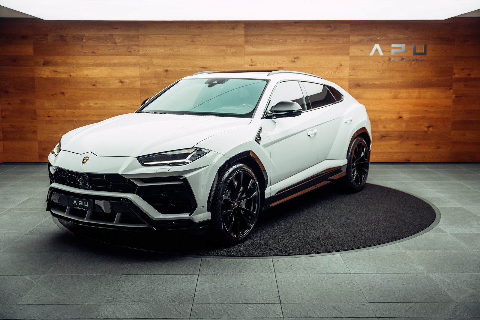 LAMBORGHINI Urus E-Gear Bianco Monocerus, Essence, Occasion / Utilisé, Automatique - 4