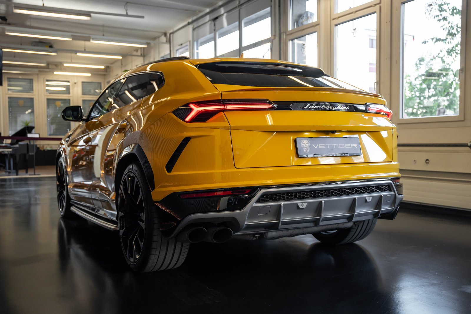 LAMBORGHINI Urus E-Gear, Essence, Occasion / Utilisé, Automatique - 4