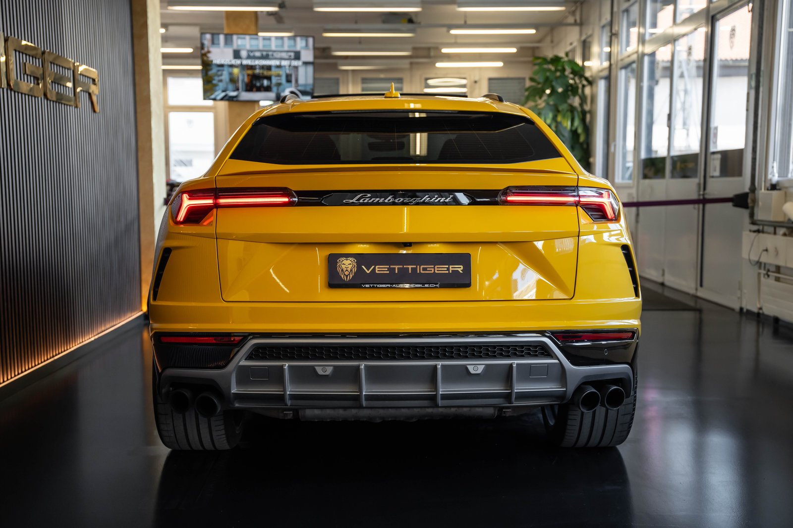 LAMBORGHINI Urus E-Gear, Essence, Occasion / Utilisé, Automatique - 5