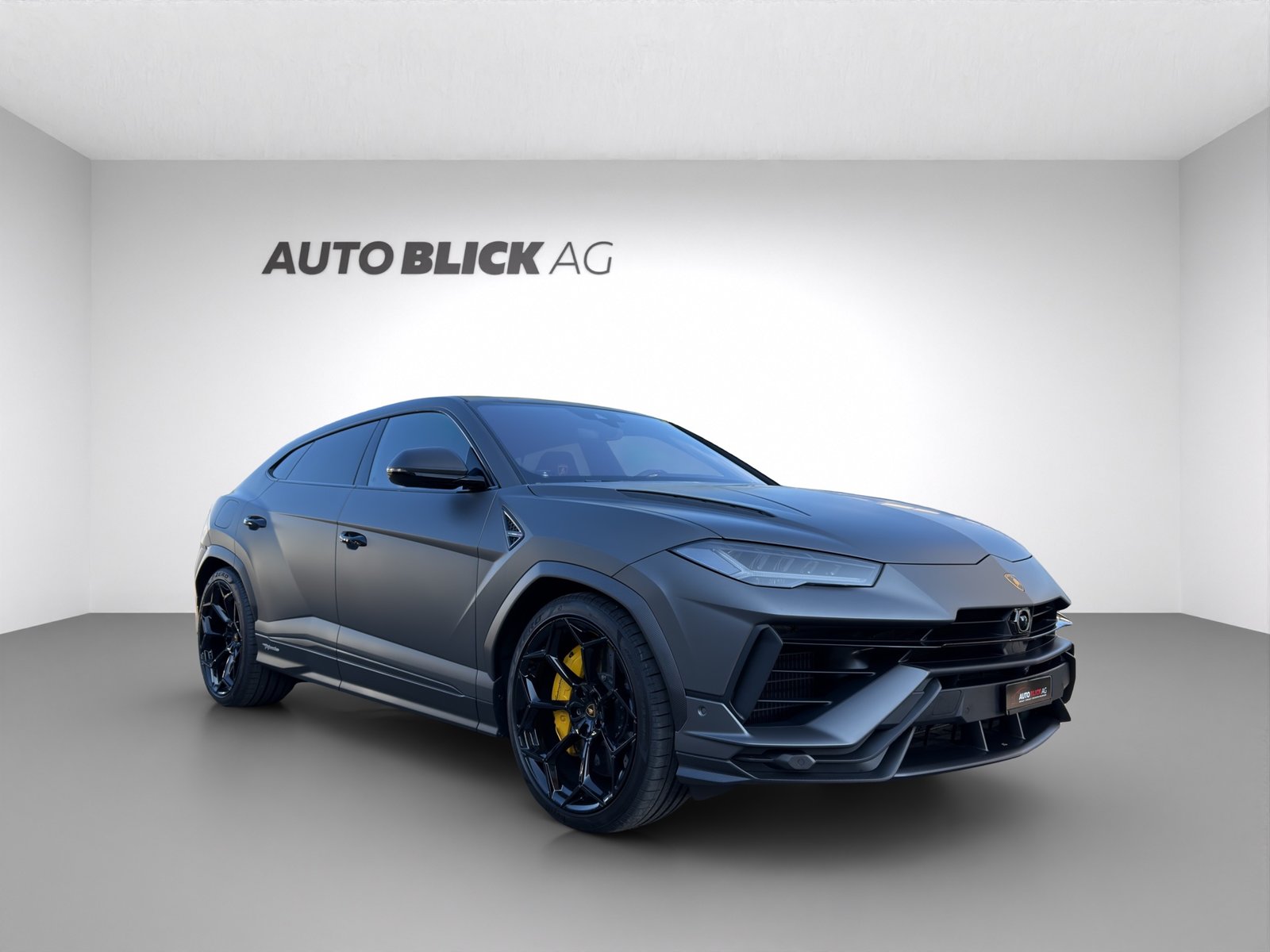 LAMBORGHINI Urus E-Gear Pearl Capsule, Petrol, Second hand / Used, Automatic - 2