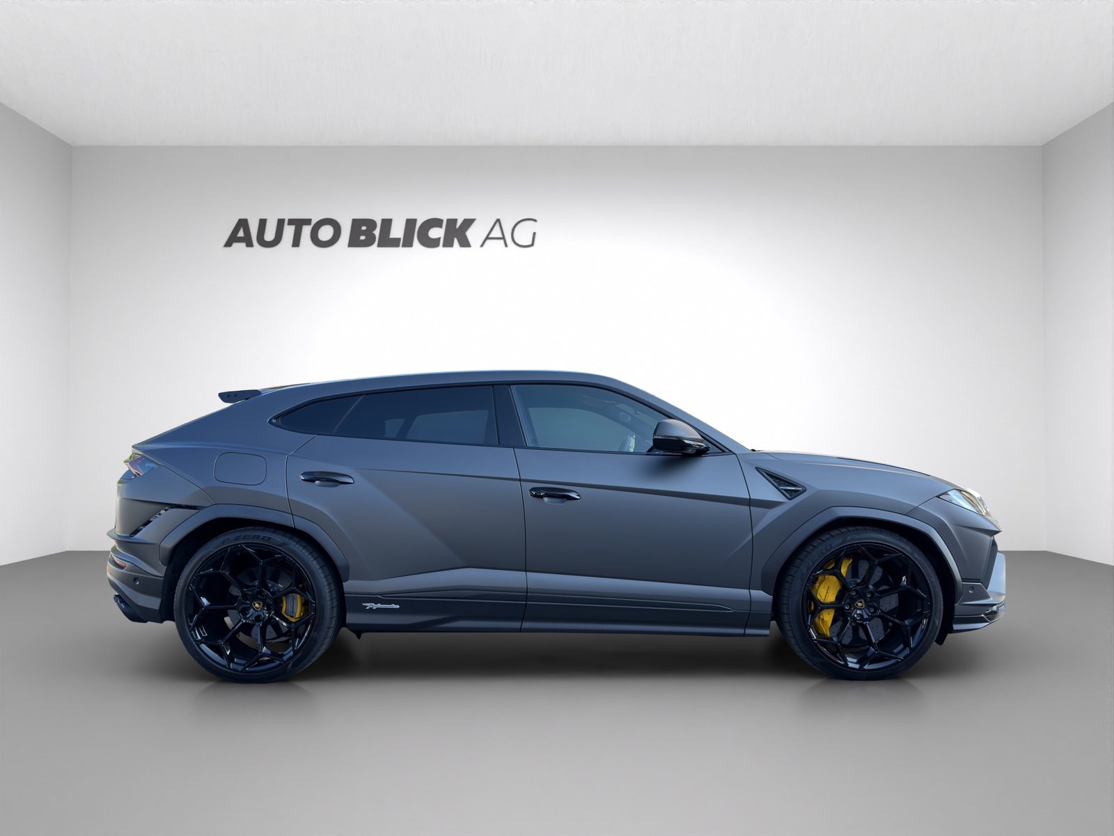 LAMBORGHINI Urus E-Gear Pearl Capsule, Petrol, Second hand / Used, Automatic - 4