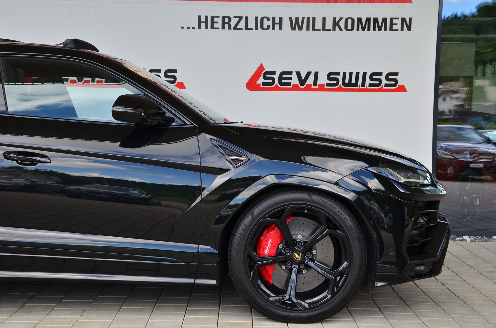 LAMBORGHINI Urus E-Gear, Benzin, Occasion / Gebraucht, Automatik - 4