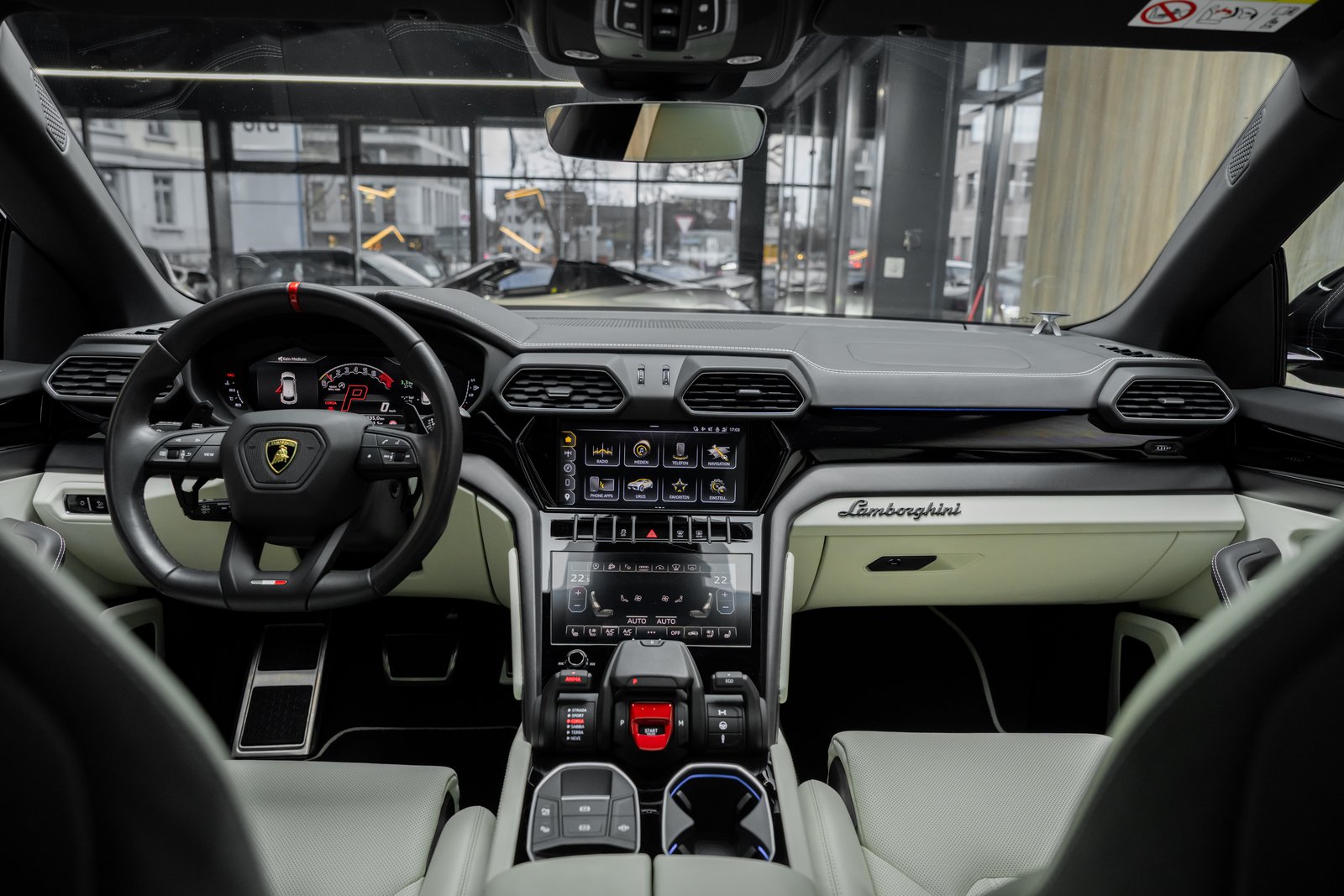 LAMBORGHINI Urus S, Petrol, Second hand / Used, Automatic - 3