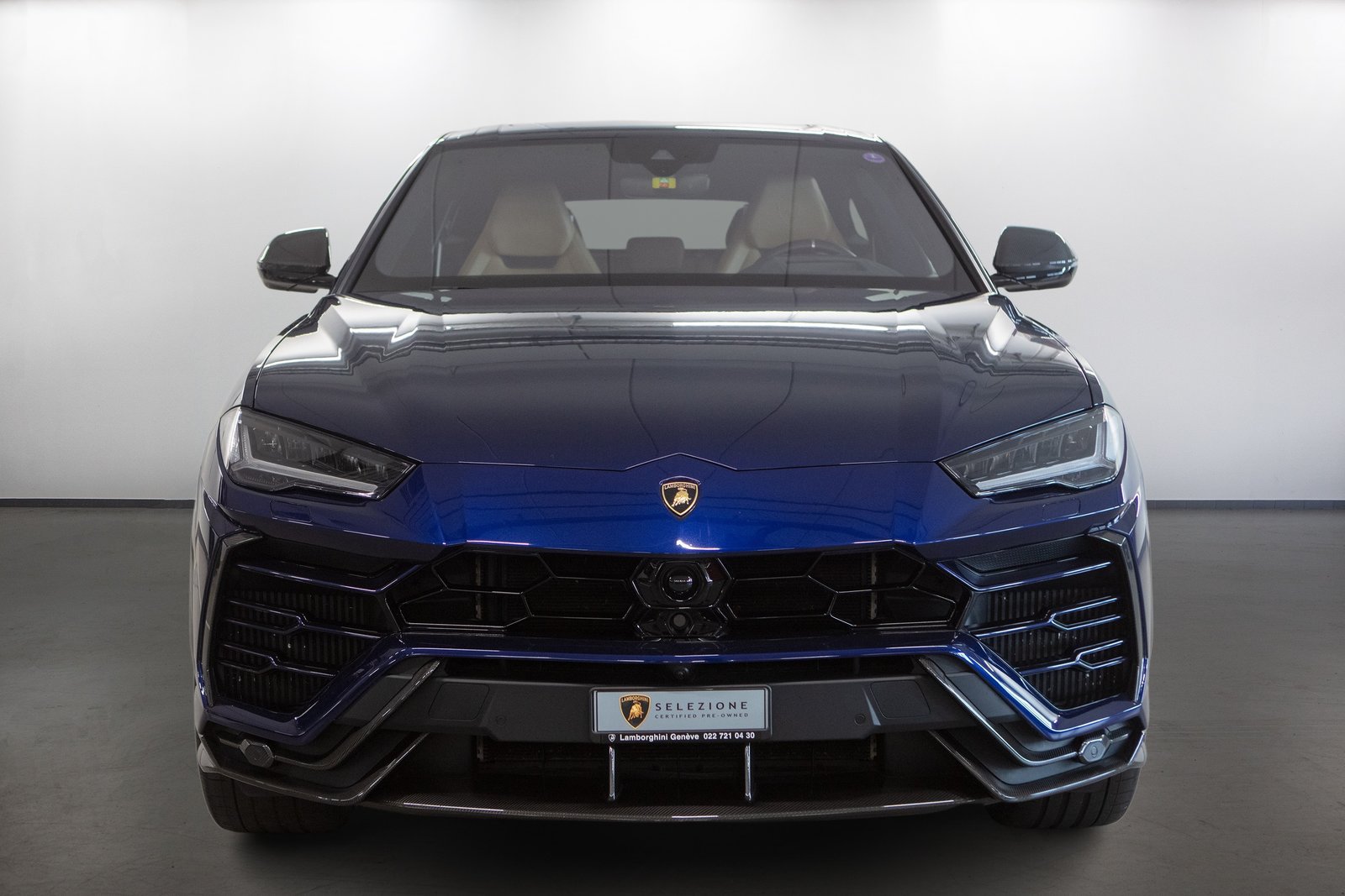 LAMBORGHINI Urus E-Gear, Petrol, Second hand / Used, Automatic - 5
