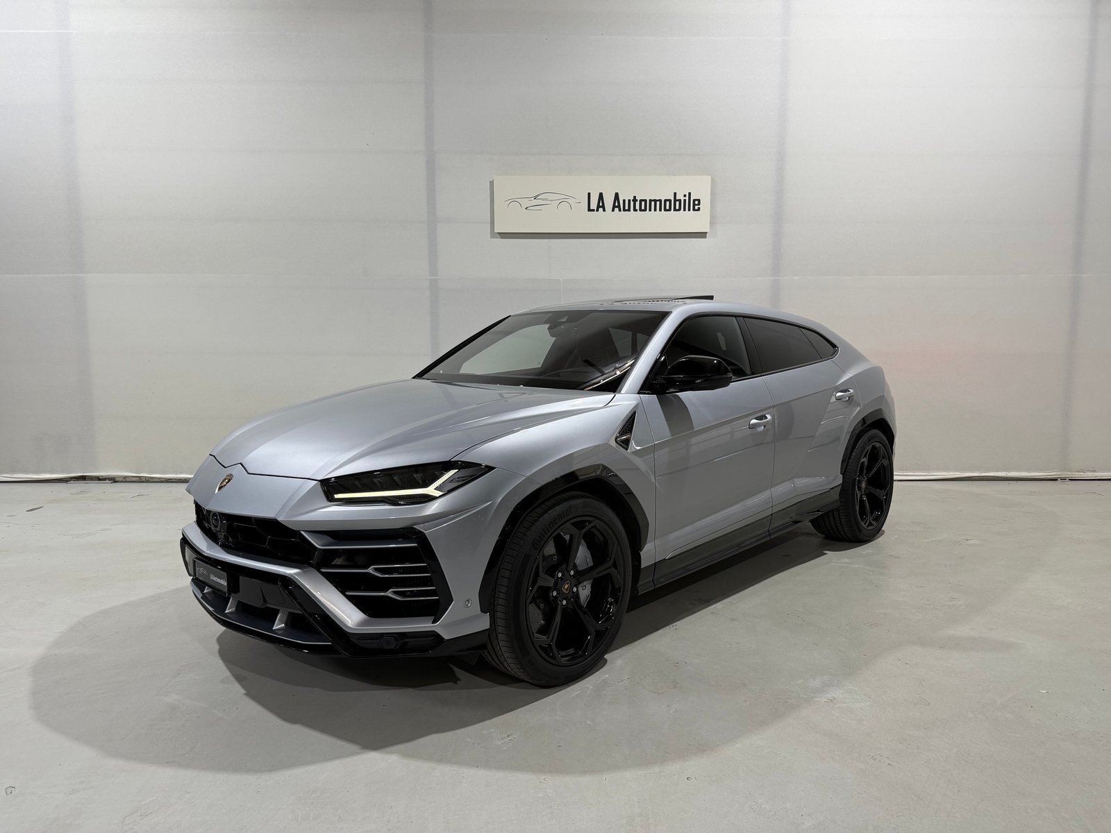 LAMBORGHINI Urus E-Gear