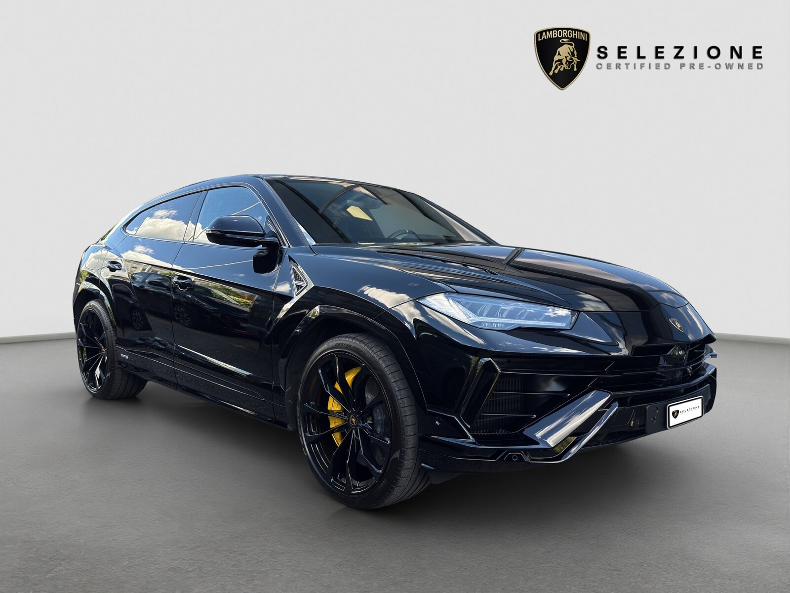 LAMBORGHINI Urus S E-Gear