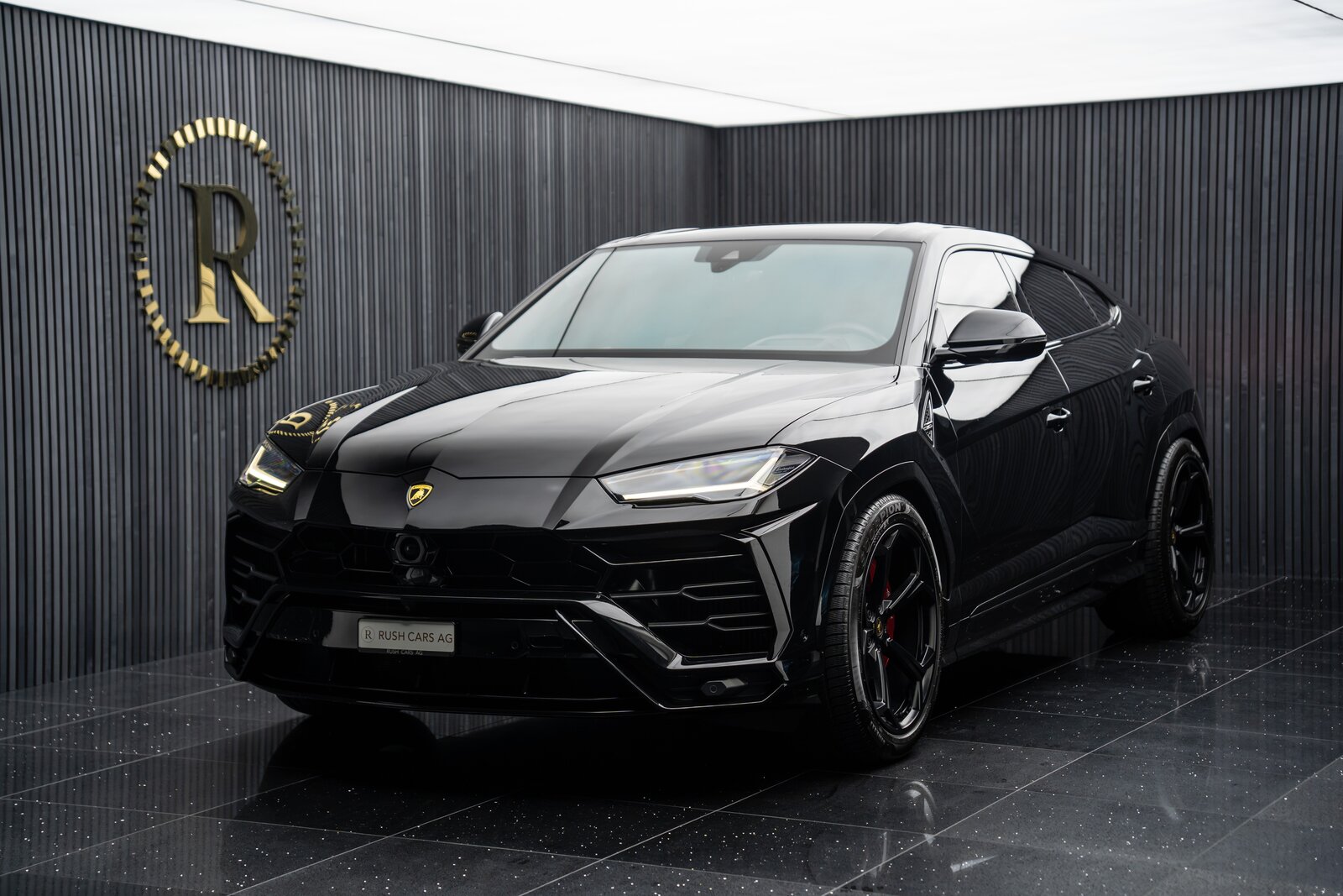 LAMBORGHINI Urus E-Gear