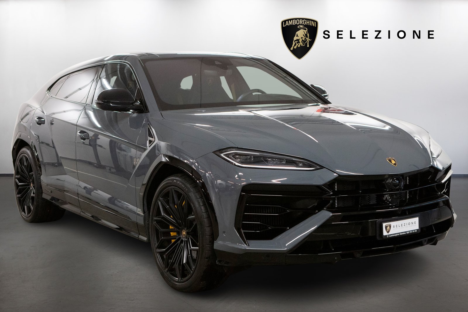 LAMBORGHINI Urus SE
