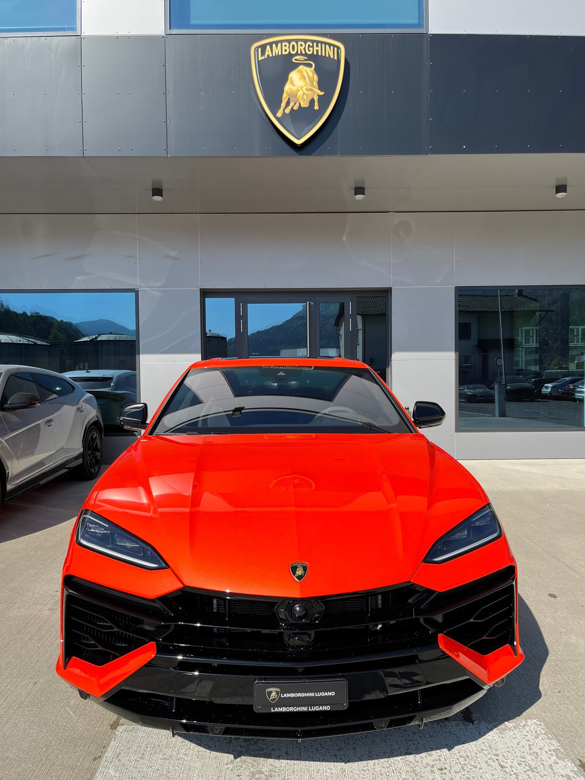 LAMBORGHINI Urus SE MY25 - Auto CH - Scarico Sportivo Akrapo