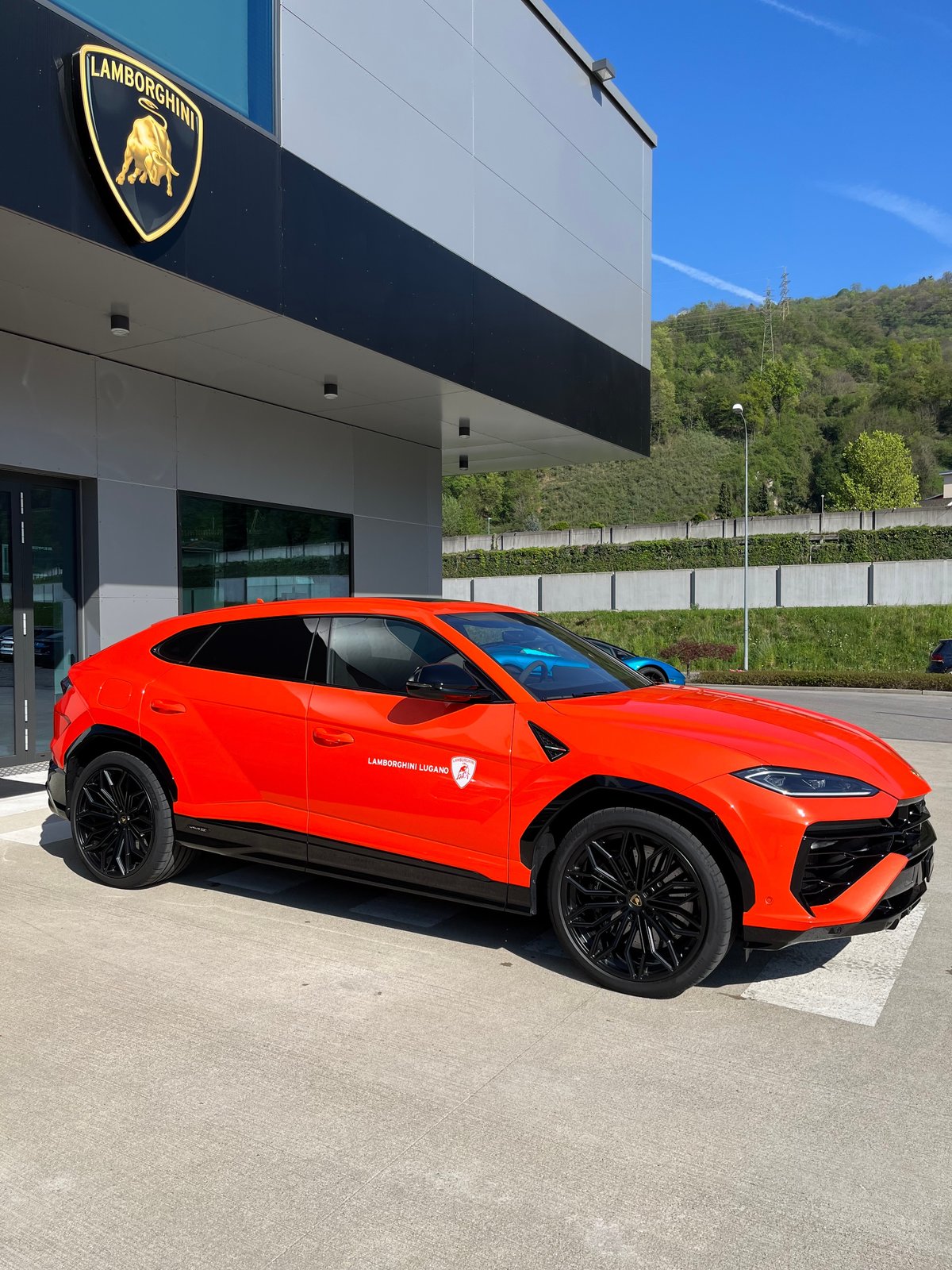 LAMBORGHINI Urus SE MY25 - Auto CH - Scarico Sportivo Akrapo, Plug-in-Hybrid Petrol/Electric, Ex-demonstrator, Automatic - 4
