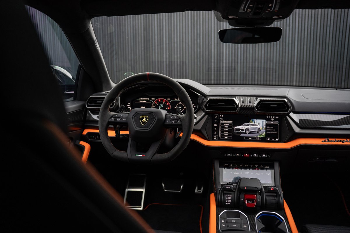 LAMBORGHINI URUS SE, Plug-in-Hybrid Petrol/Electric, New car, Automatic - 7