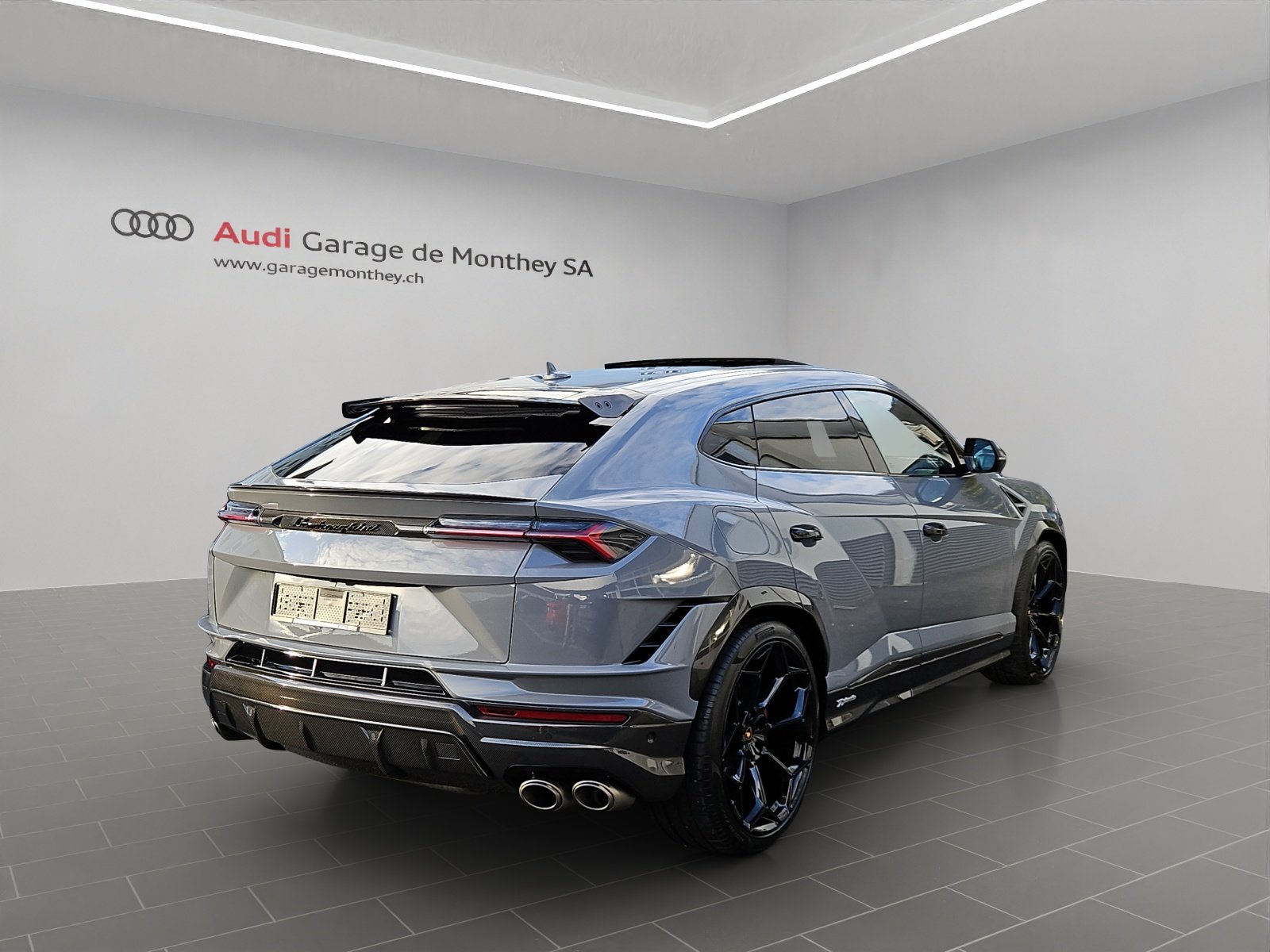 LAMBORGHINI Urus Performante E-Gear, Petrol, Second hand / Used, Automatic - 4