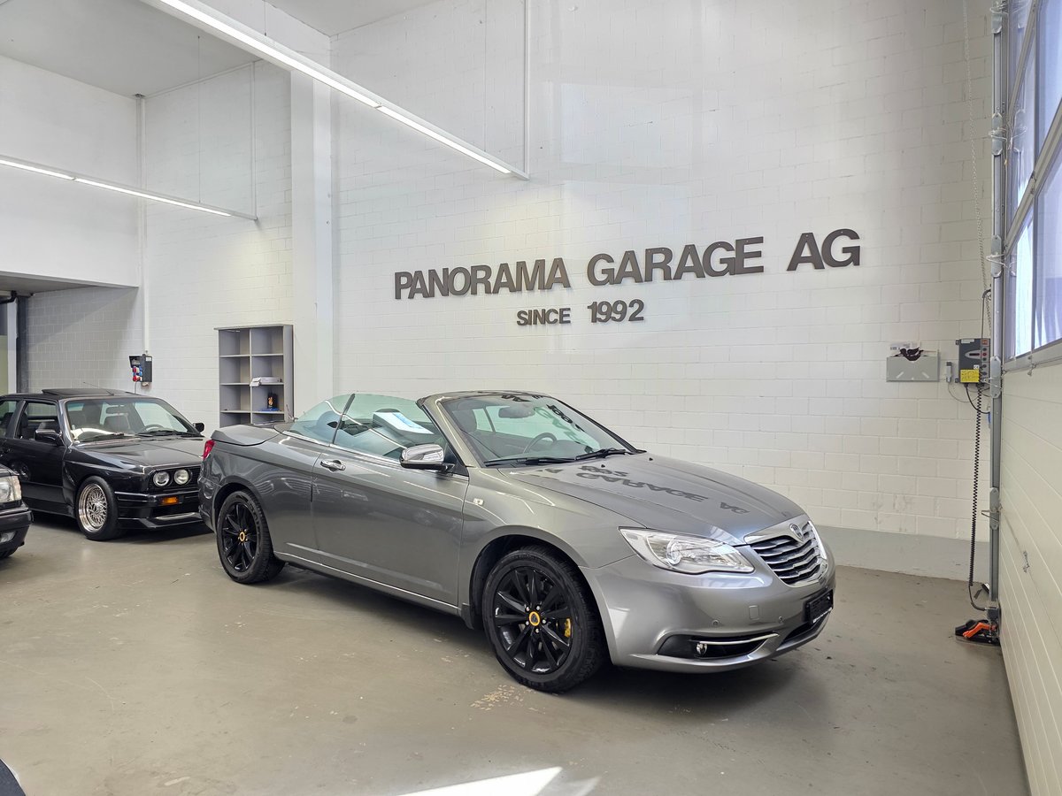 LANCIA Flavia 2.4 Automatic, Benzin, Occasion / Gebraucht, Automatik - 2