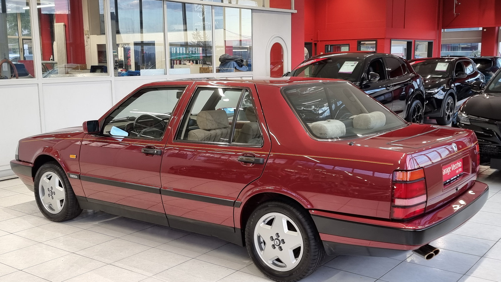 LANCIA Thema 8.32 Ferrari, Benzin, Occasion / Gebraucht, Handschaltung - 6