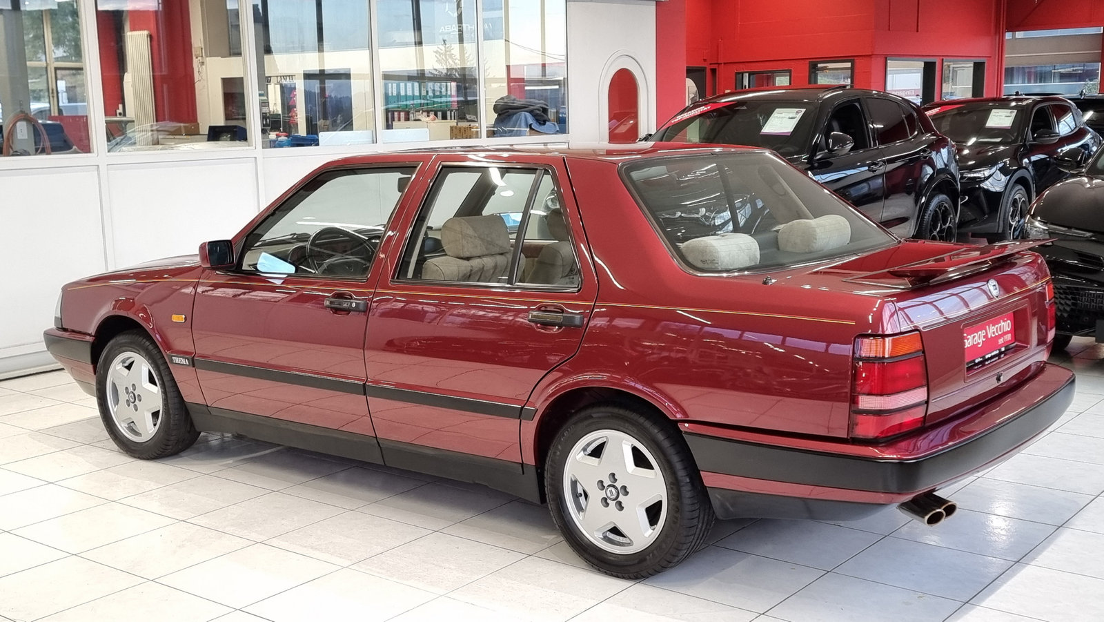 LANCIA Thema 8.32 Ferrari, Benzin, Occasion / Gebraucht, Handschaltung - 7