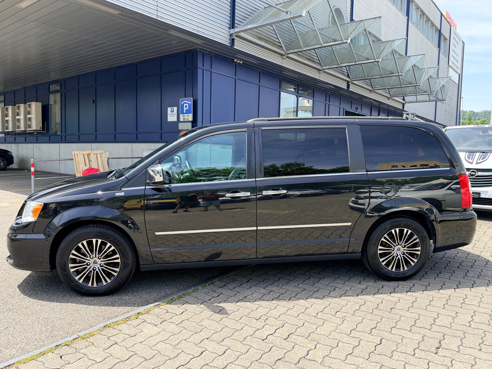 LANCIA Voyager 2.8D S Automatic, Diesel, Second hand / Used, Automatic - 6