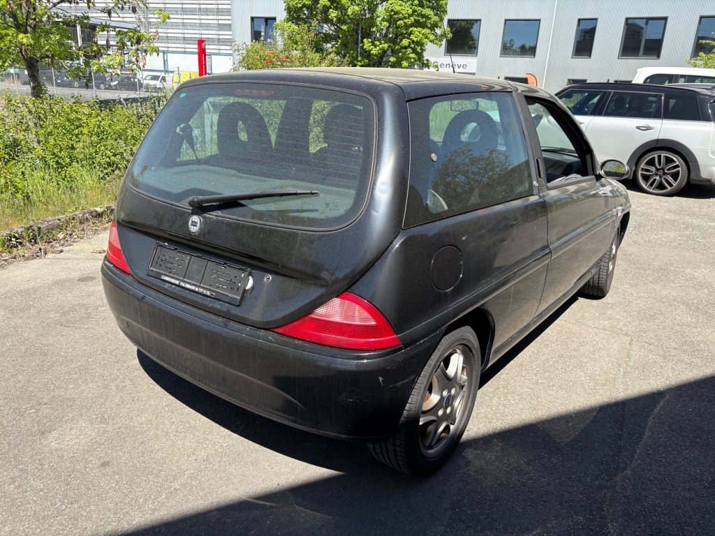 LANCIA Y Elefantino Rosso, Essence, Occasion / Utilisé, Manuelle - 2