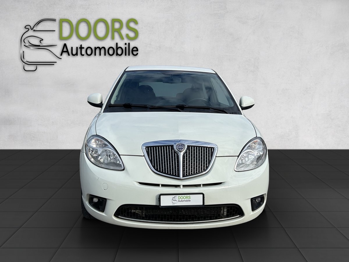 LANCIA Ypsilon 1.4 Swiss Edition, Essence, Occasion / Utilisé, Manuelle - 2