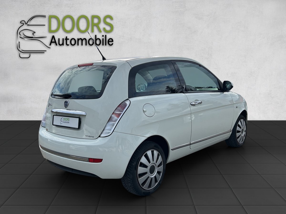 LANCIA Ypsilon 1.4 Swiss Edition, Essence, Occasion / Utilisé, Manuelle - 4