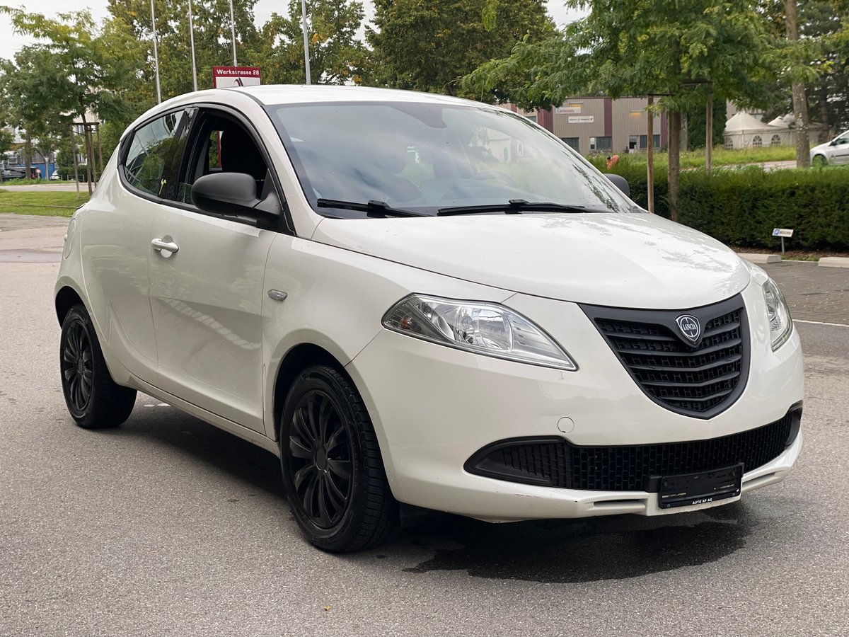 LANCIA Ypsilon 0.9 TwinAir Elefantino, Petrol, Second hand / Used, Manual - 5