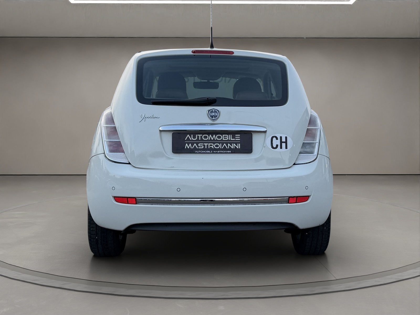 LANCIA Ypsilon 1.4 16V Platino, Benzin, Occasion / Gebraucht, Handschaltung - 6