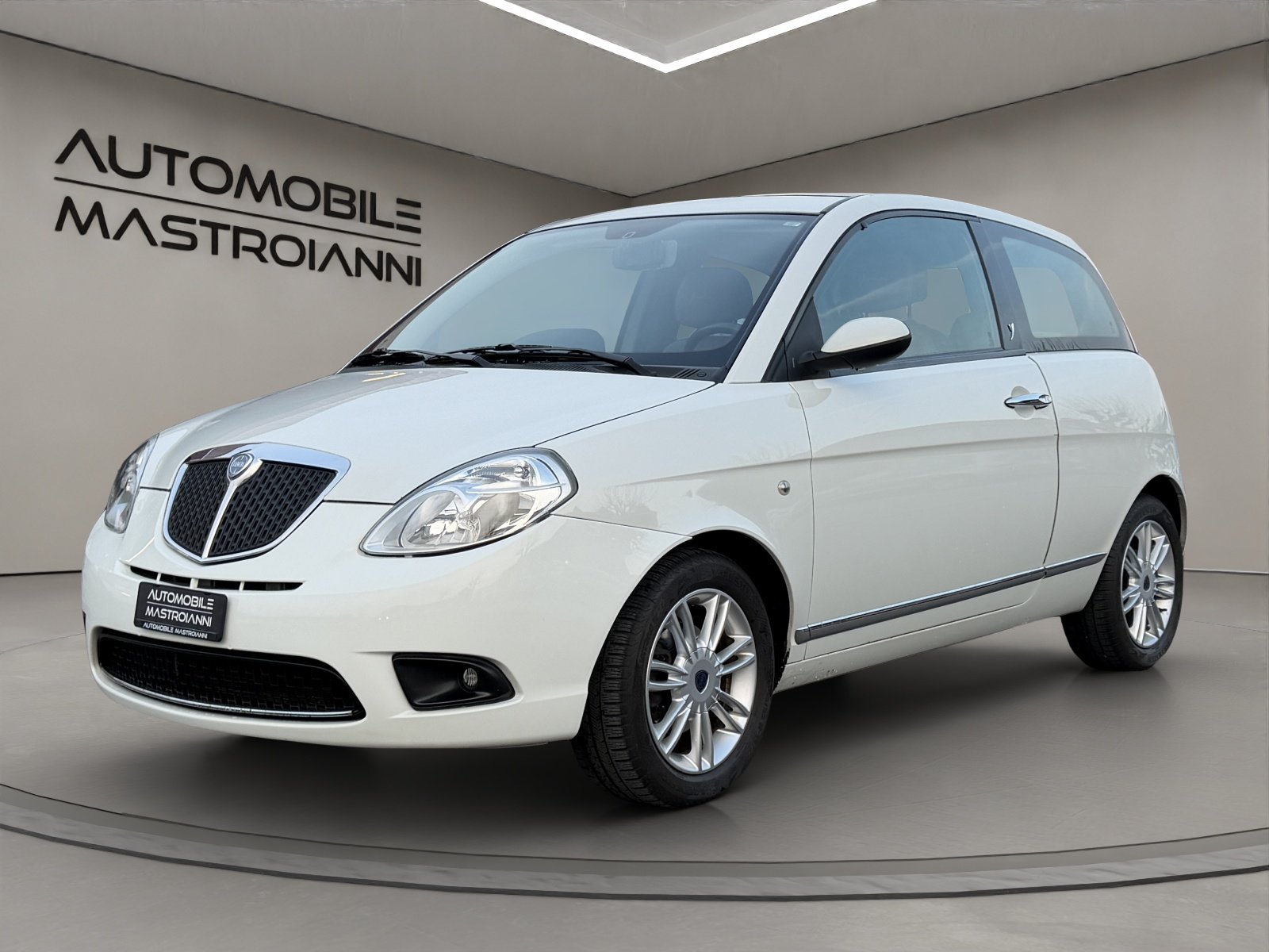LANCIA Ypsilon 1.4 16V Platino, Essence, Occasion / Utilisé, Automatique - 3