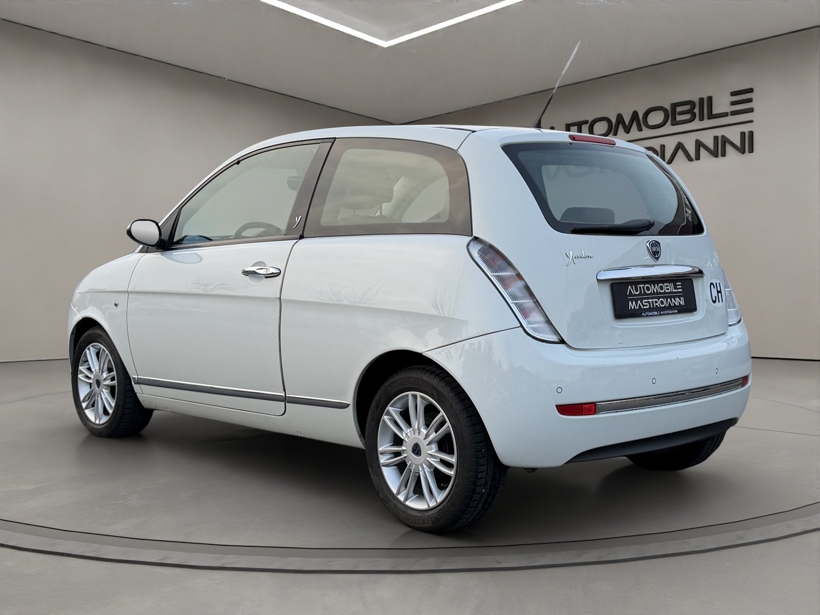 LANCIA Ypsilon 1.4 16V Platino, Essence, Occasion / Utilisé, Automatique - 5