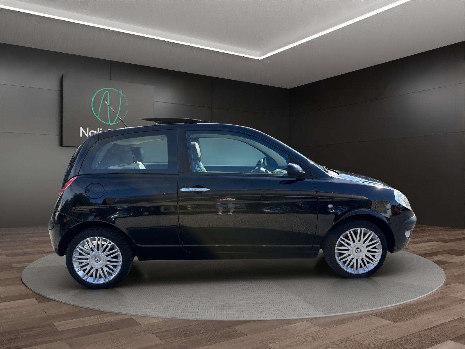 LANCIA Ypsilon 1.3 16V JTD Glamour B-Colore, Diesel, Second hand / Used, Manual - 3