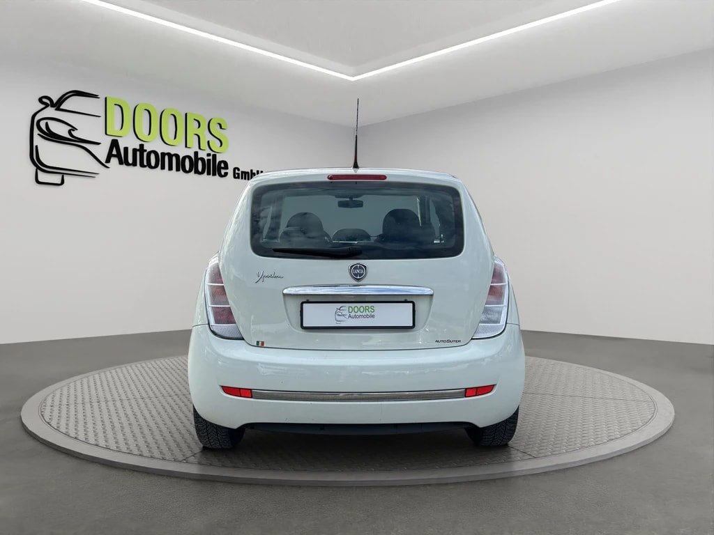 LANCIA Ypsilon 1.4 Swiss Edition, Benzin, Occasion / Gebraucht, Handschaltung - 5