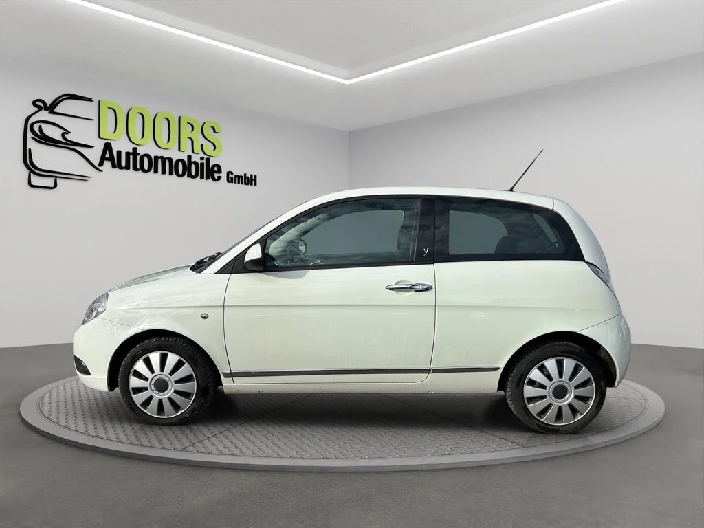 LANCIA Ypsilon 1.4 Swiss Edition, Benzin, Occasion / Gebraucht, Handschaltung - 7